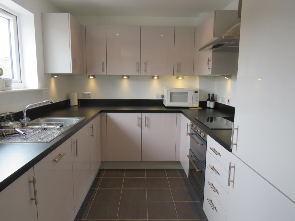2 bed Apartment for rent in Warwick. From Connells - Leamington Spa