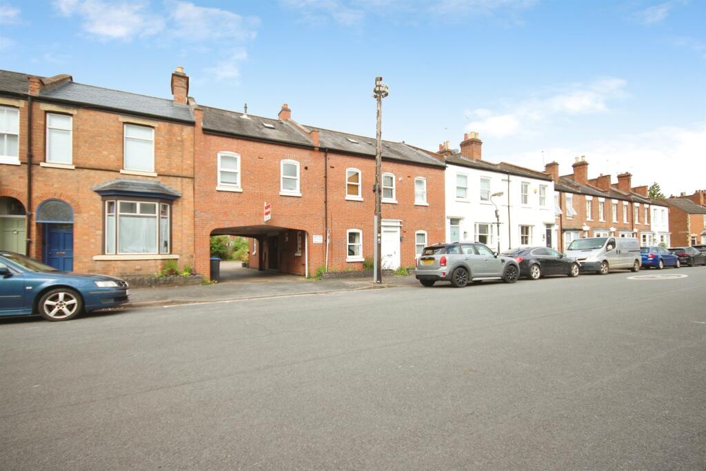 2 bed Apartment for rent in Radford Semele. From Connells - Leamington Spa