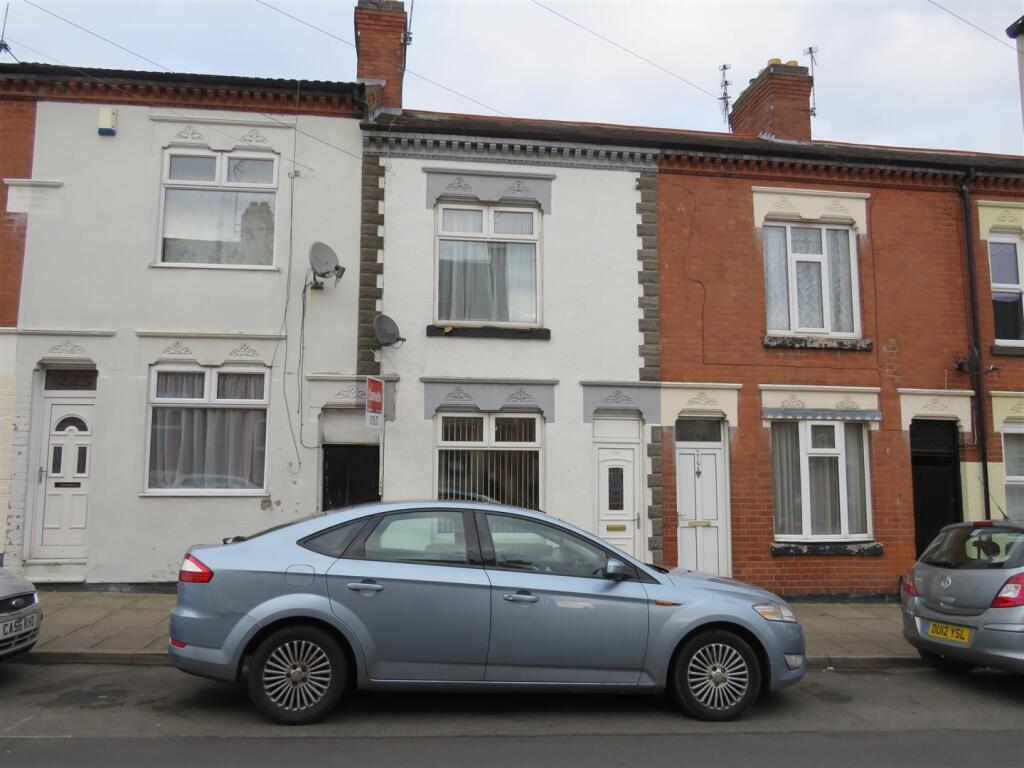 3 bed Mid Terraced House for rent in Leicester Forest East. From Connells - Leicester