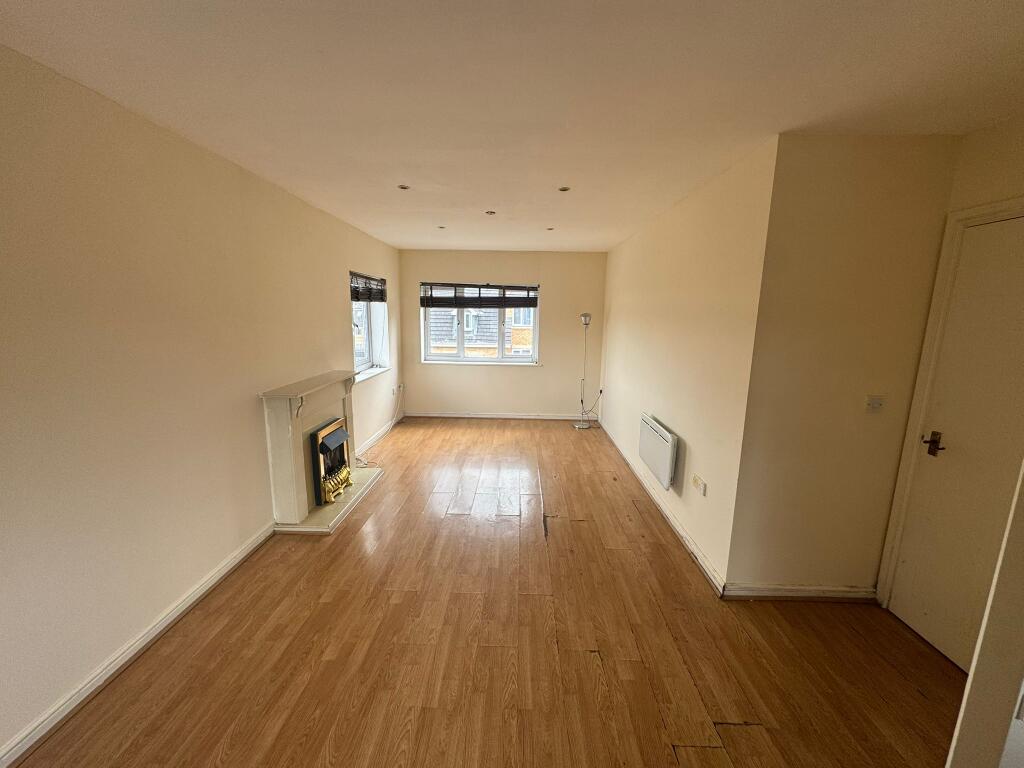 2 bed 1st Floor Flat for rent in Chalton. From Connells - Luton