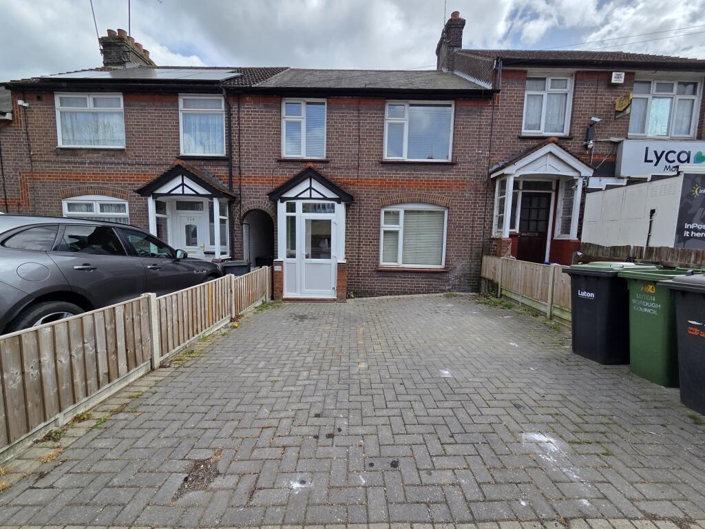 3 bed Detached for rent in Cockernhoe. From Connells - Luton