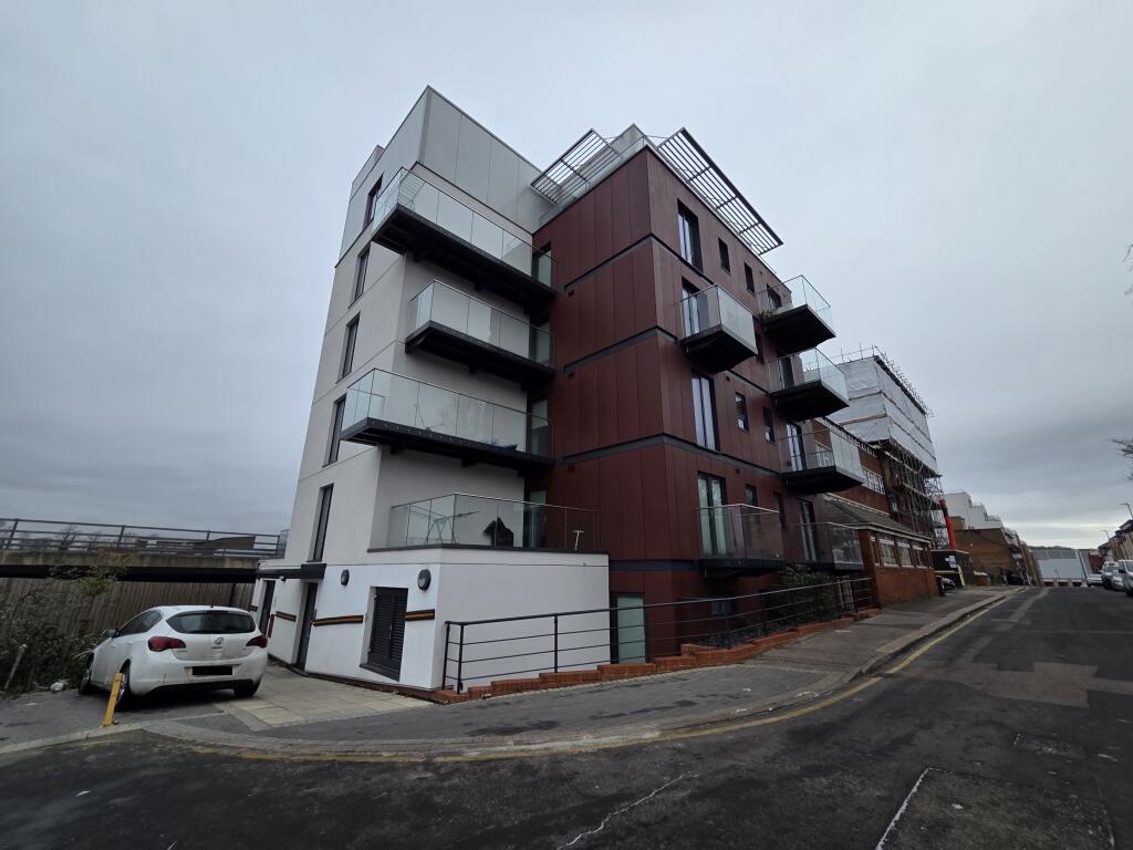 1 bed 1st Floor Flat for rent in Luton. From Connells - Luton