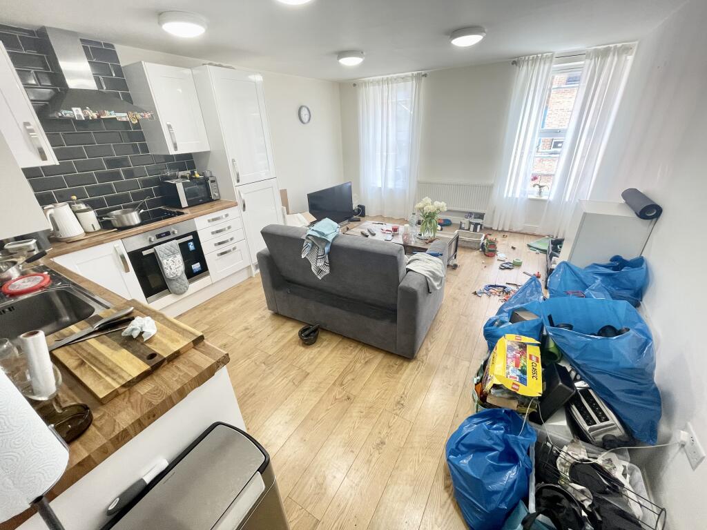 2 bed Apartment for rent in Luton. From Connells - Luton