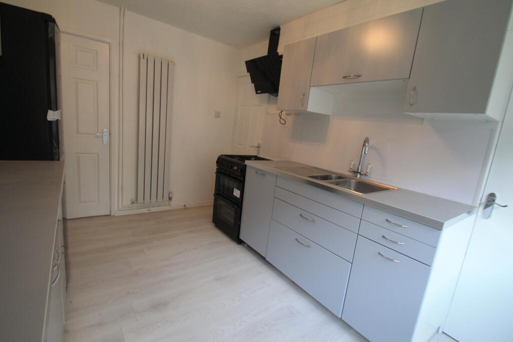 3 bed Mid Terraced House for rent in Cockernhoe. From Connells - Luton