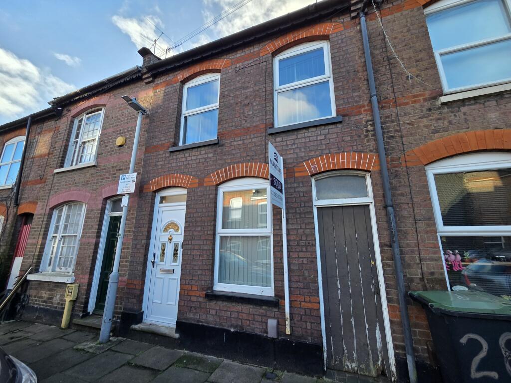 2 bed Mid Terraced House for rent in Luton. From Connells - Luton