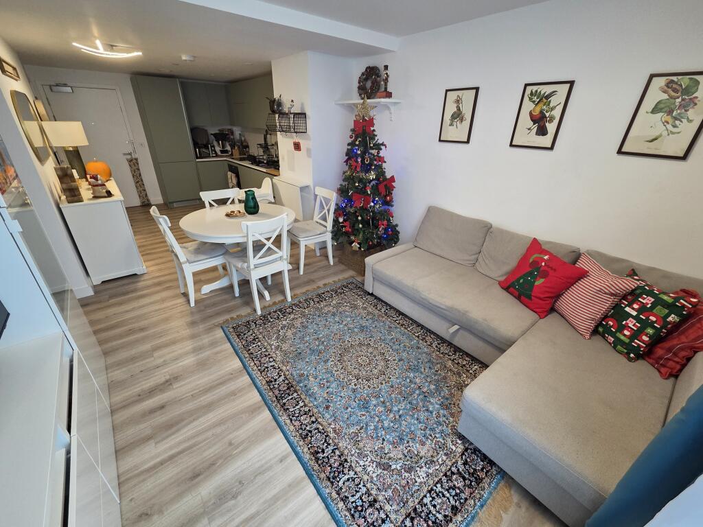 2 bed Apartment for rent in Cockernhoe. From Connells - Luton