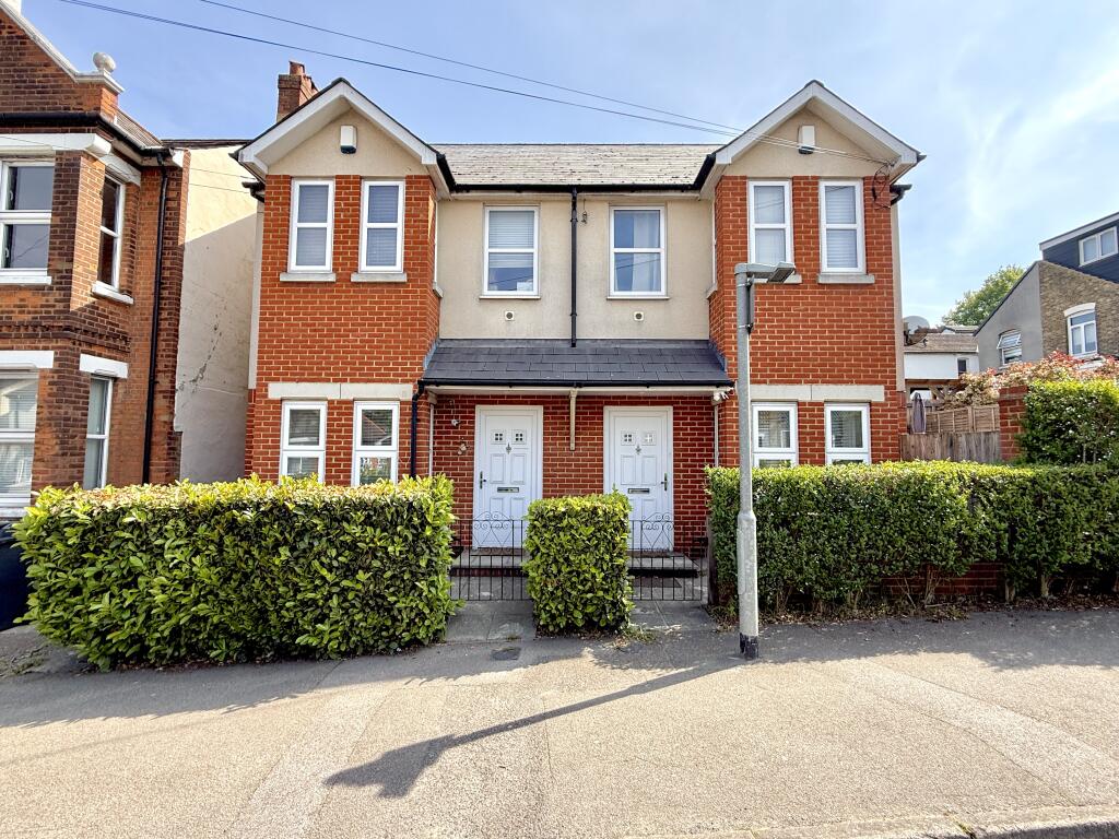 3 bed House Boat for rent in Maidstone. From Connells Lettings - Maidstone 3 bed House Boat for rent in Maidstone. From Connells Lettings - Maidstone