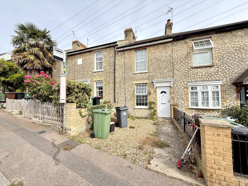 2 bed Mid Terraced House for rent in Dean Street. From Connells Lettings - Maidstone