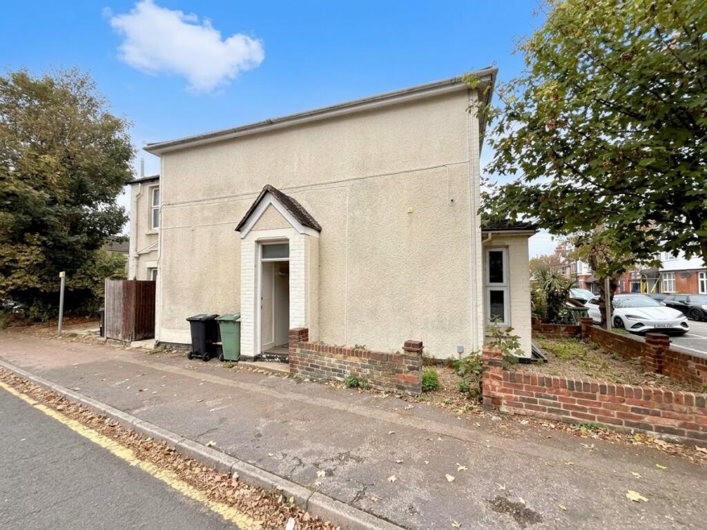 1 bed 1st Floor Flat for rent in Boxley. From Connells Lettings - Maidstone