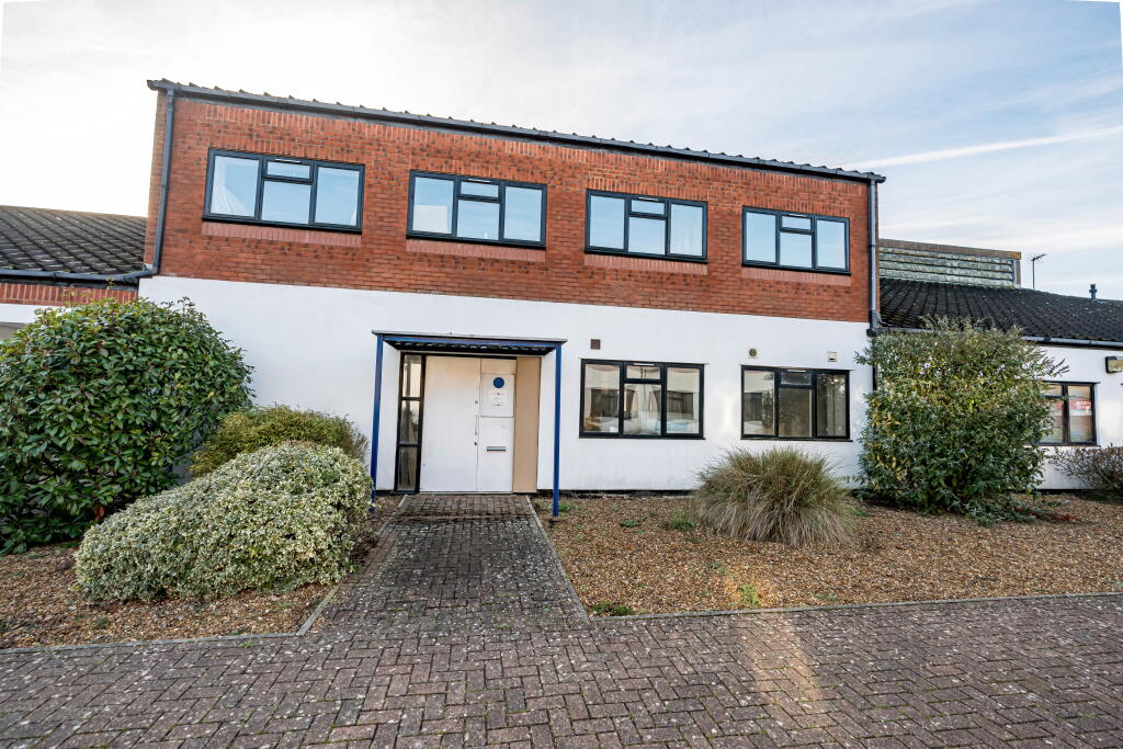 1 bed 1st Floor Flat for rent in Cosgrove. From Connells - Milton Keynes
