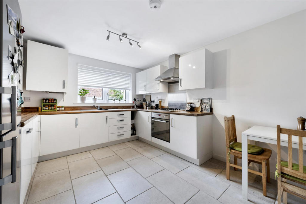 2 bed 1st Floor Flat for rent in Corby. From Connells Lettings - Oakley Vale