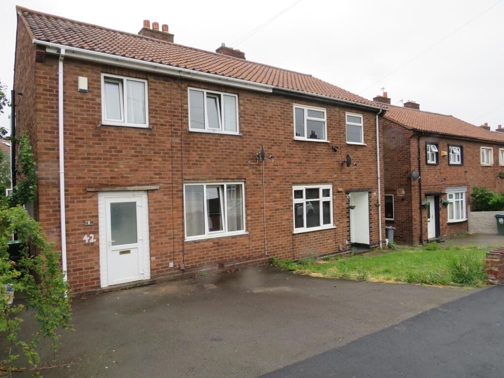 3 bed Detached for rent in Oldbury. From Connells Lettings - Oldbury