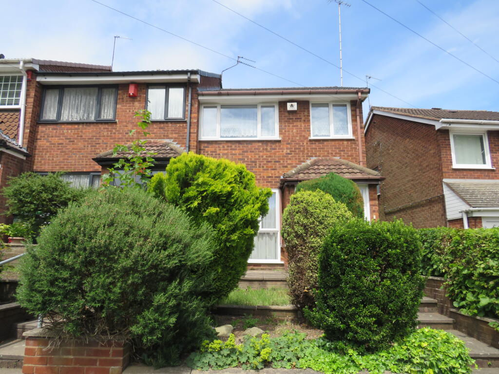 3 bed End of Terrace for rent in Oldbury. From Connells Lettings - Oldbury