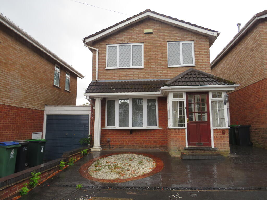 3 bed Detached for rent in Oldbury. From Connells Lettings - Oldbury 3 bed Detached for rent in Oldbury. From Connells Lettings - Oldbury