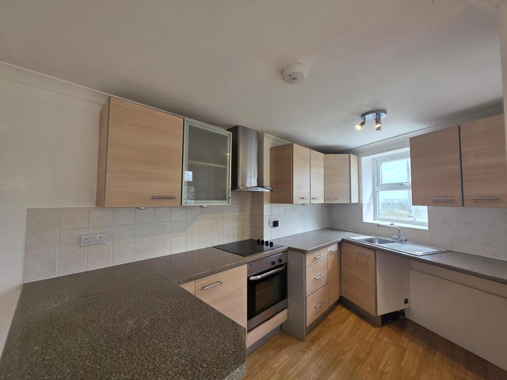 2 bed Apartment for rent in Shaldon. From Connells - Paignton