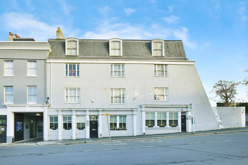 2 bed Apartment for rent in Plymouth. From Connells - Plymouth