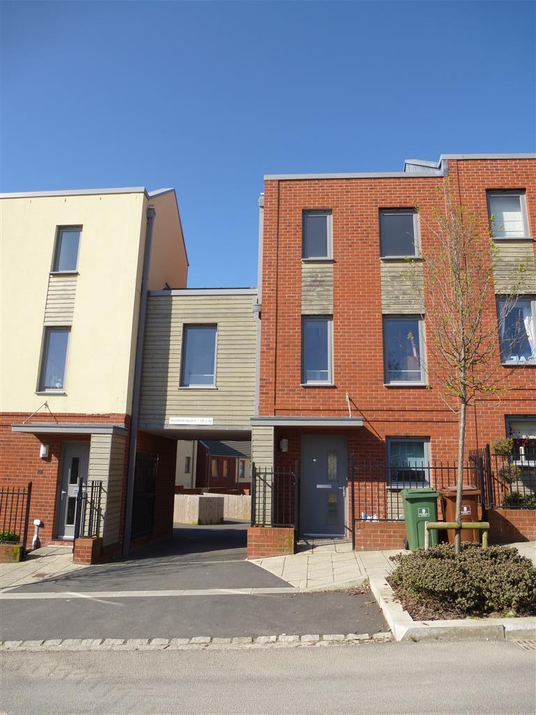 4 bed Town House for rent in Plymouth. From Connells - Plymouth