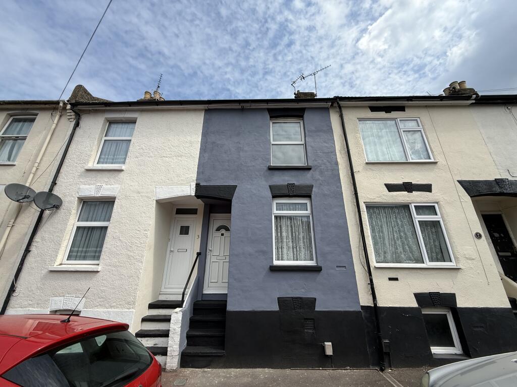 2 bed Detached for rent in Chatham. From Connells Lettings - Rainham