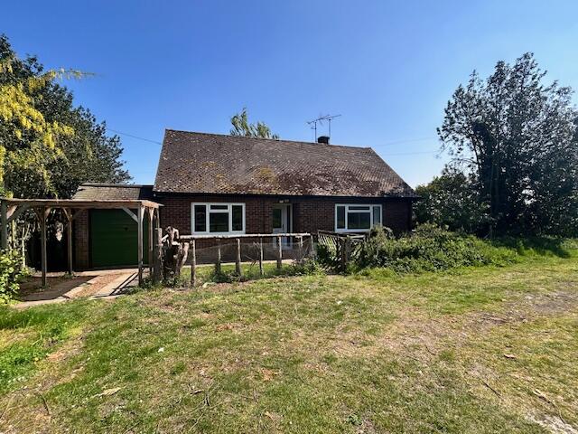 2 bed Bungalow for rent in Upchurch. From Connells Lettings - Rainham 2 bed Bungalow for rent in Upchurch. From Connells Lettings - Rainham