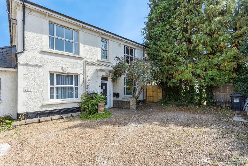1 bed Apartment for rent in Horley. From Connells - Redhill