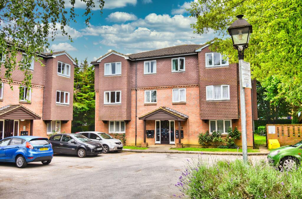 4 bed Studio for rent in Redhill. From Connells - Redhill 4 bed Studio for rent in Redhill. From Connells - Redhill