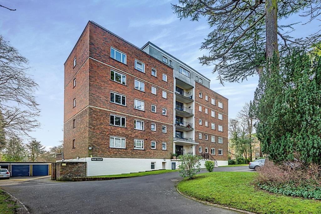 3 bed Apartment for rent in Redhill. From Connells - Redhill 3 bed Apartment for rent in Redhill. From Connells - Redhill