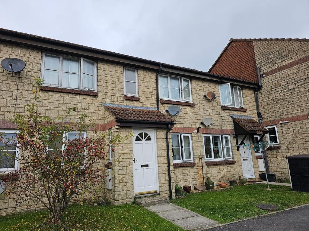 2 bed 1st Floor Flat for rent in Warminster. From Connells - Salisbury