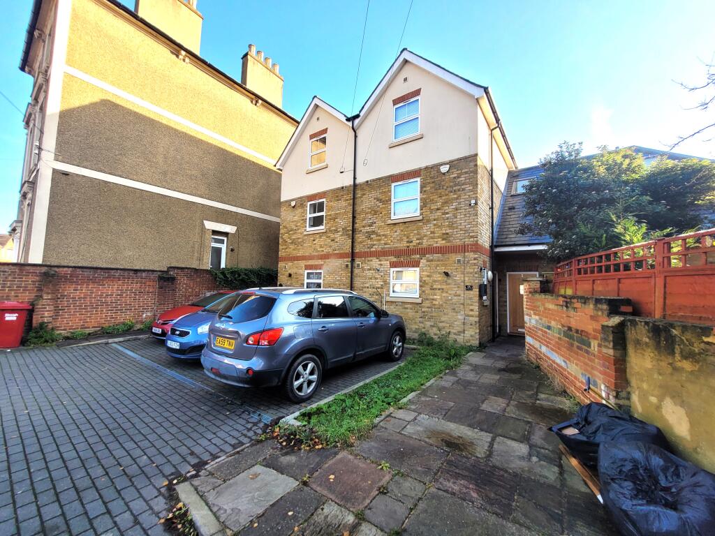 3 bed Detached for rent in Slough. From Connells - Slough