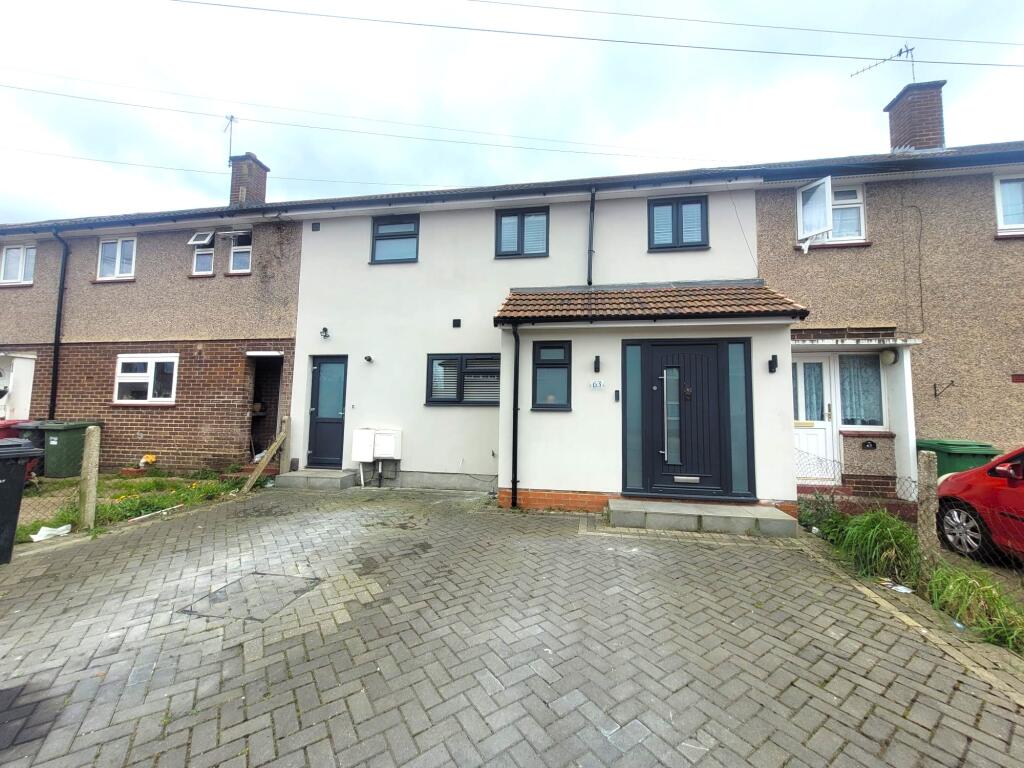 3 bed Detached for rent in Hitchambury. From Connells - Slough