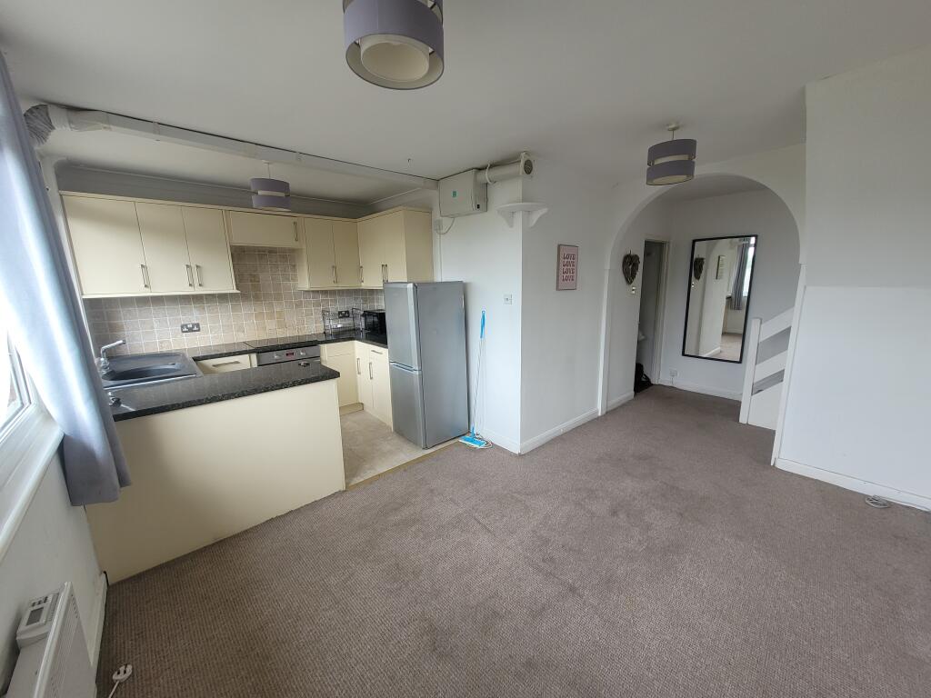 1 bed 1st Floor Flat for rent in Farnham Royal. From Connells - Slough 1 bed 1st Floor Flat for rent in Farnham Royal. From Connells - Slough