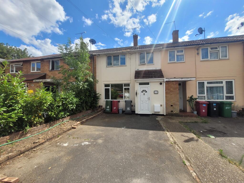 3 bed Detached for rent in East Burnham. From Connells - Slough 3 bed Detached for rent in East Burnham. From Connells - Slough