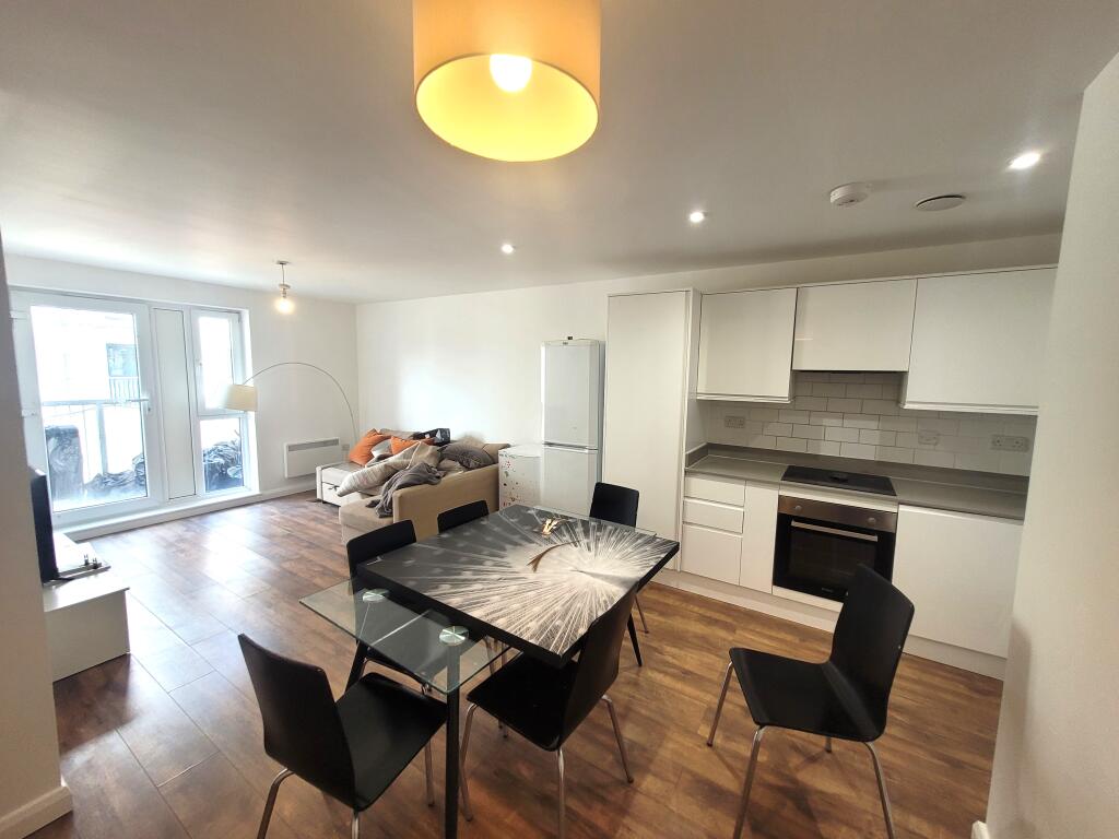 2 bed Apartment for rent in Farnham Royal. From Connells - Slough 2 bed Apartment for rent in Farnham Royal. From Connells - Slough