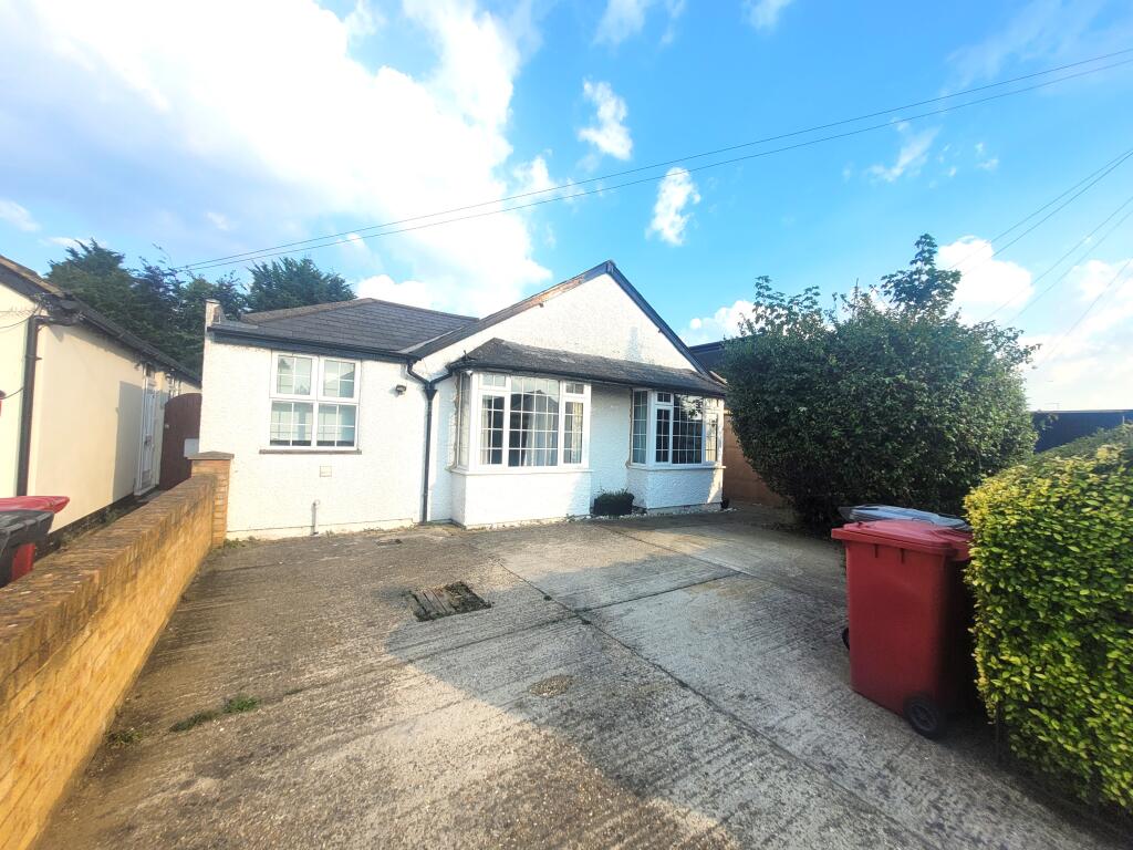 3 bed Detached for rent in Hitchambury. From Connells - Slough 3 bed Detached for rent in Hitchambury. From Connells - Slough