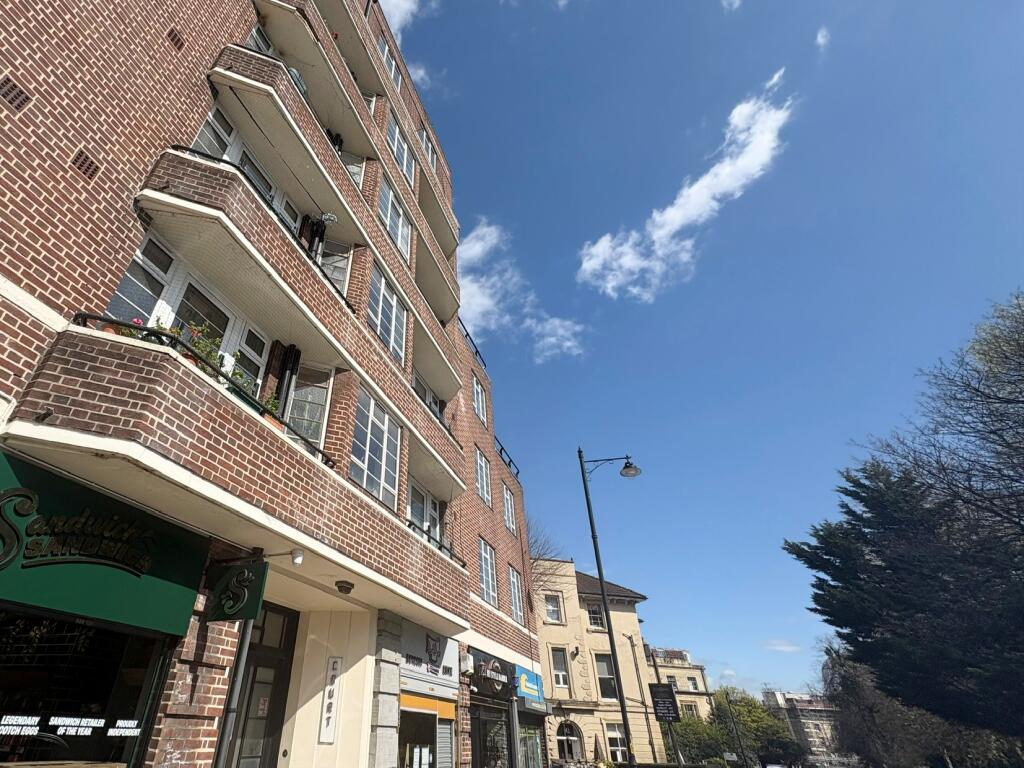 3 bed Apartment for rent in Leigh Woods. From Connells Lettings - Southville
