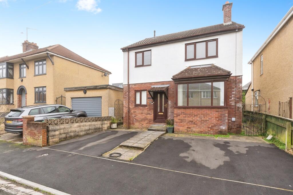 4 bed Detached for rent in Whiteway. From Connells Lettings - Southville 4 bed Detached for rent in Whiteway. From Connells Lettings - Southville