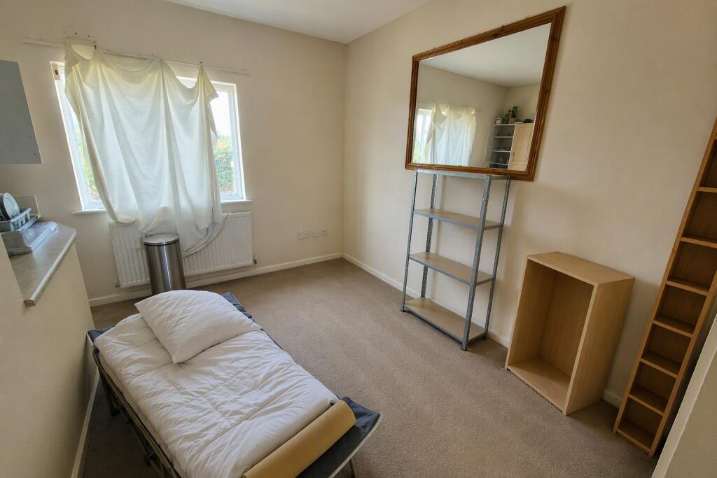 1 bed Apartment for rent in Frogmore. From Connells - St Albans