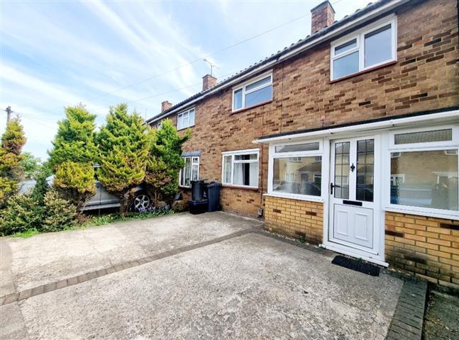 3 bed Mid Terraced House for rent in Aston. From Connells - Stevenage 3 bed Mid Terraced House for rent in Aston. From Connells - Stevenage