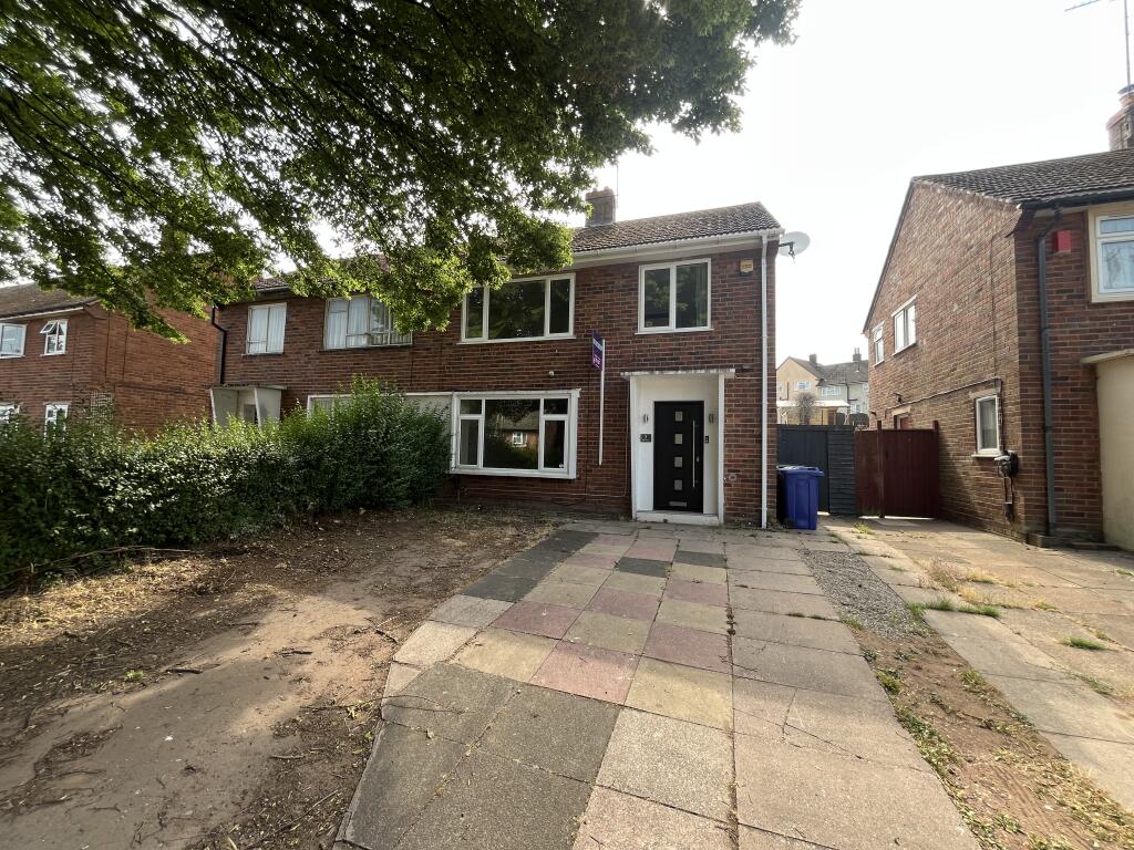 3 bed Semi Detached for rent in Stourbridge. From Connells Lettings - Stourbridge