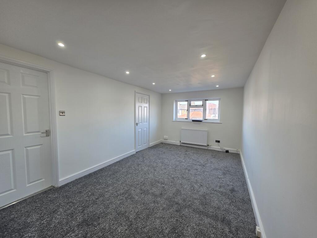 1 bed Apartment for rent in Swindon. From Connells - Swindon (North)