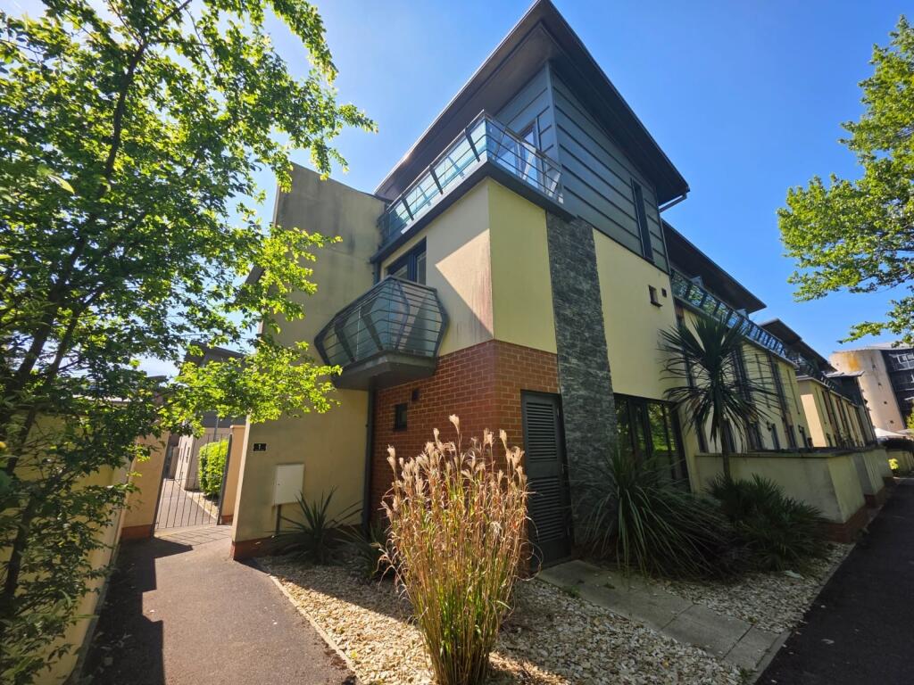 4 bed Mid Terraced House for rent in . From Connells - Swindon (North)