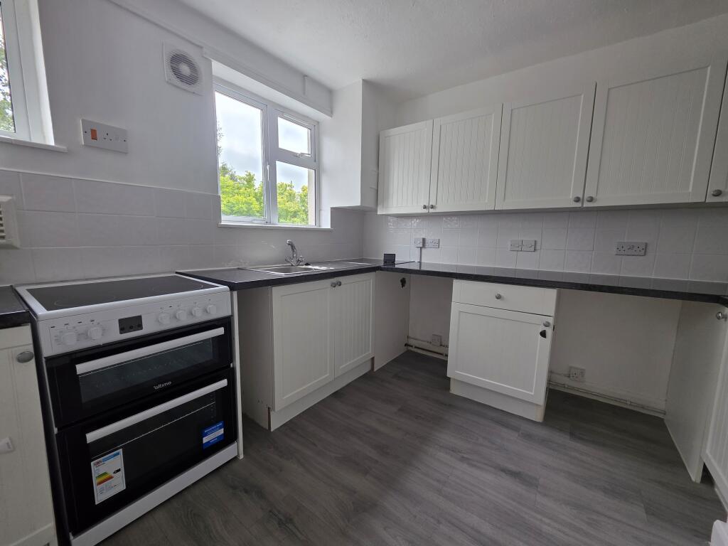 3 bed Apartment for rent in Devizes. From Connells - Swindon (North)