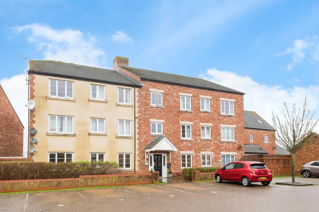 2 bed Apartment for rent in Blunsdon St Andrew. From Connells - Swindon (North)