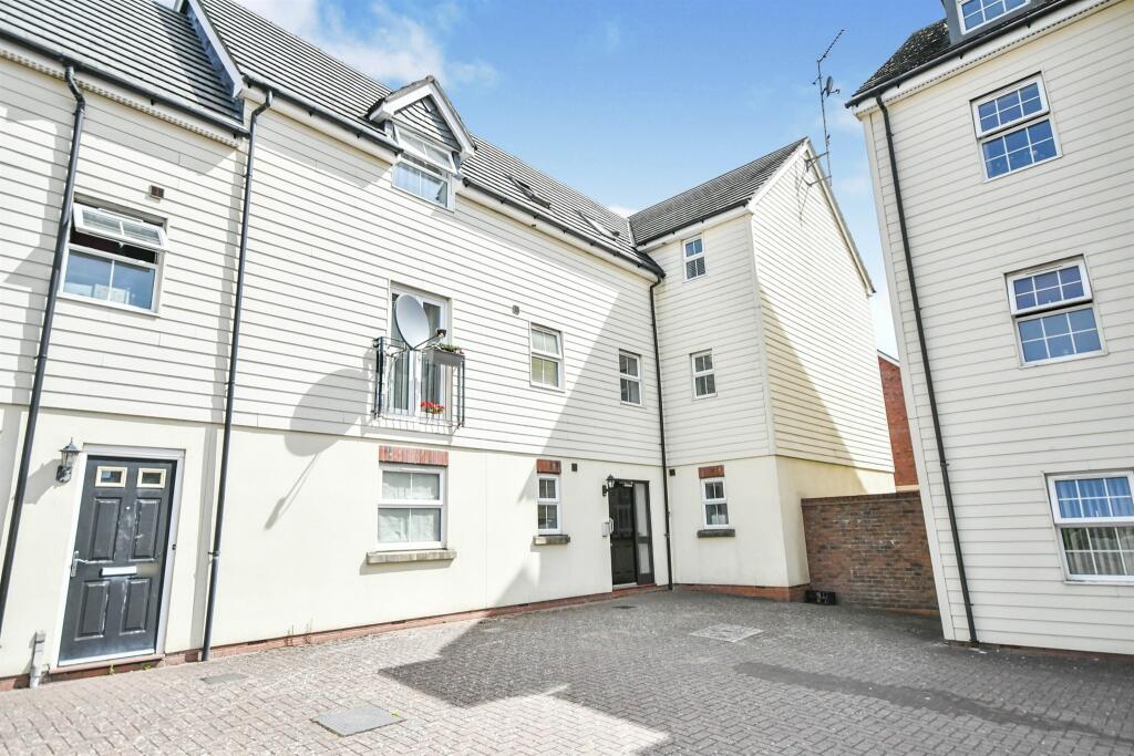 2 bed Apartment for rent in Blunsdon St Andrew. From Connells - Swindon (North)