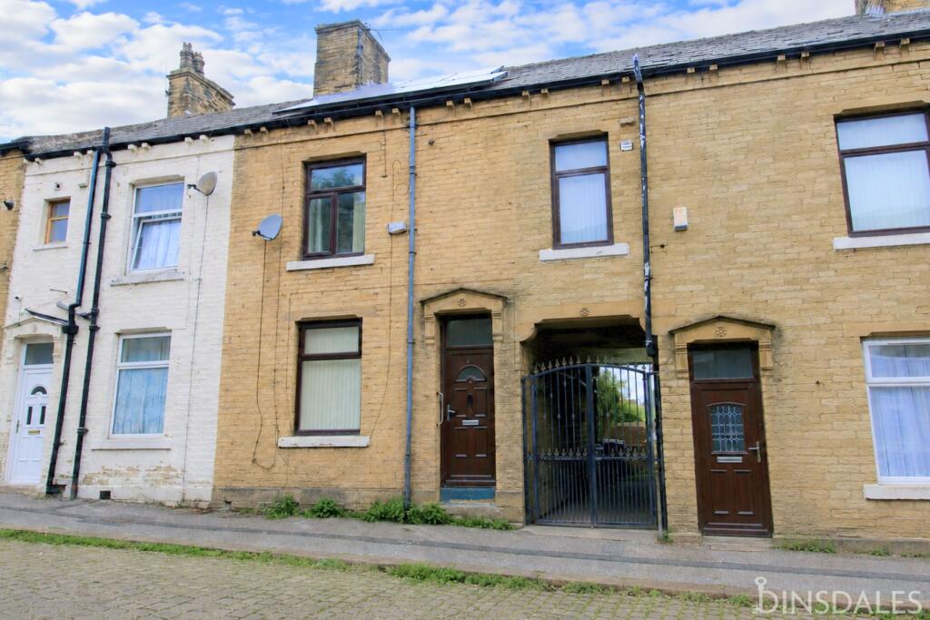 3 bed Mid Terraced House for rent in Bradford. From Dinsdales Estates - Bradford