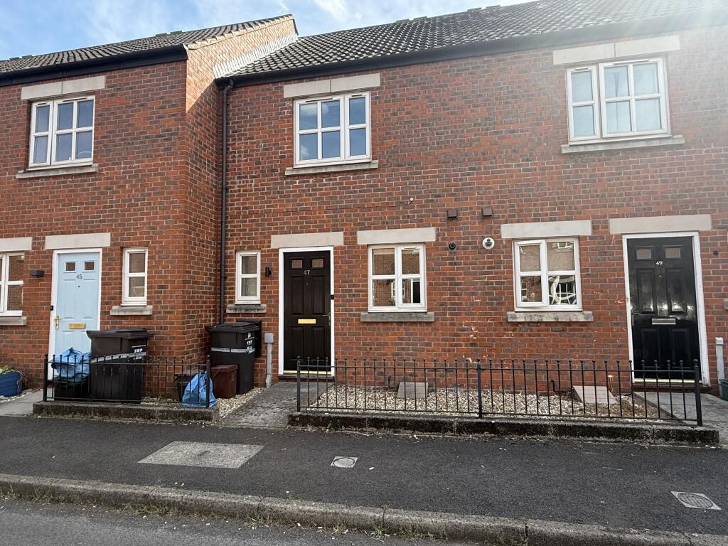 2 bed Mid Terraced House for rent in Taunton. From Connells - Taunton