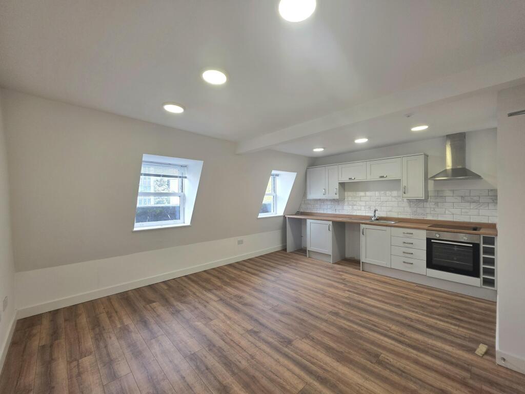 1 bed Apartment for rent in Torquay. From Connells - Torquay