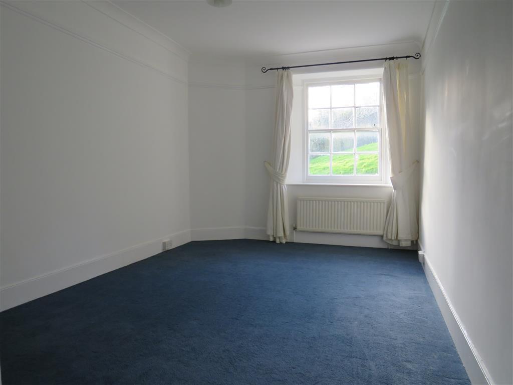 2 bed 1st Floor Flat for rent in Torquay. From Connells - Torquay