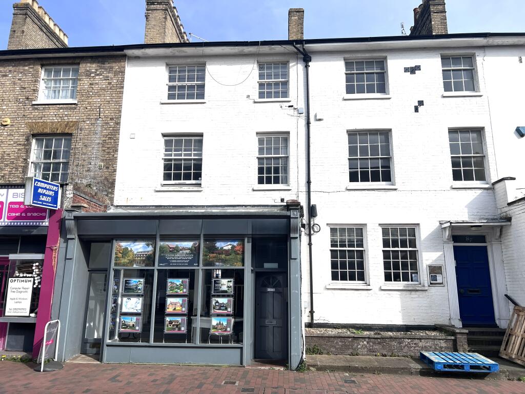 2 bed 1st Floor Flat for rent in Tonbridge. From Connells Lettings - Tunbridge Wells