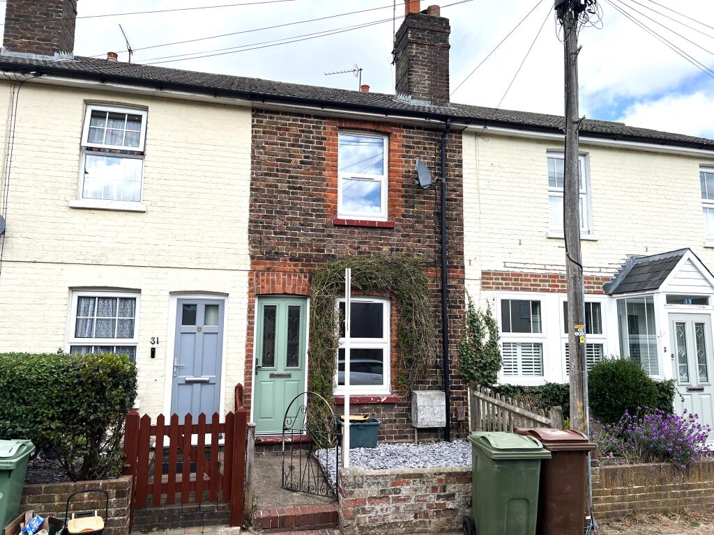 2 bed Mid Terraced House for rent in Tunbridge Wells. From Connells Lettings - Tunbridge Wells