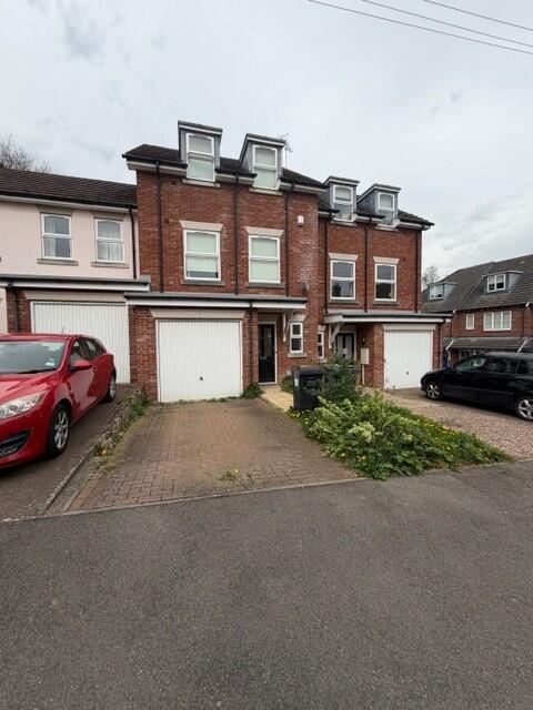 4 bed Detached for rent in Tonbridge. From Connells - West Malling